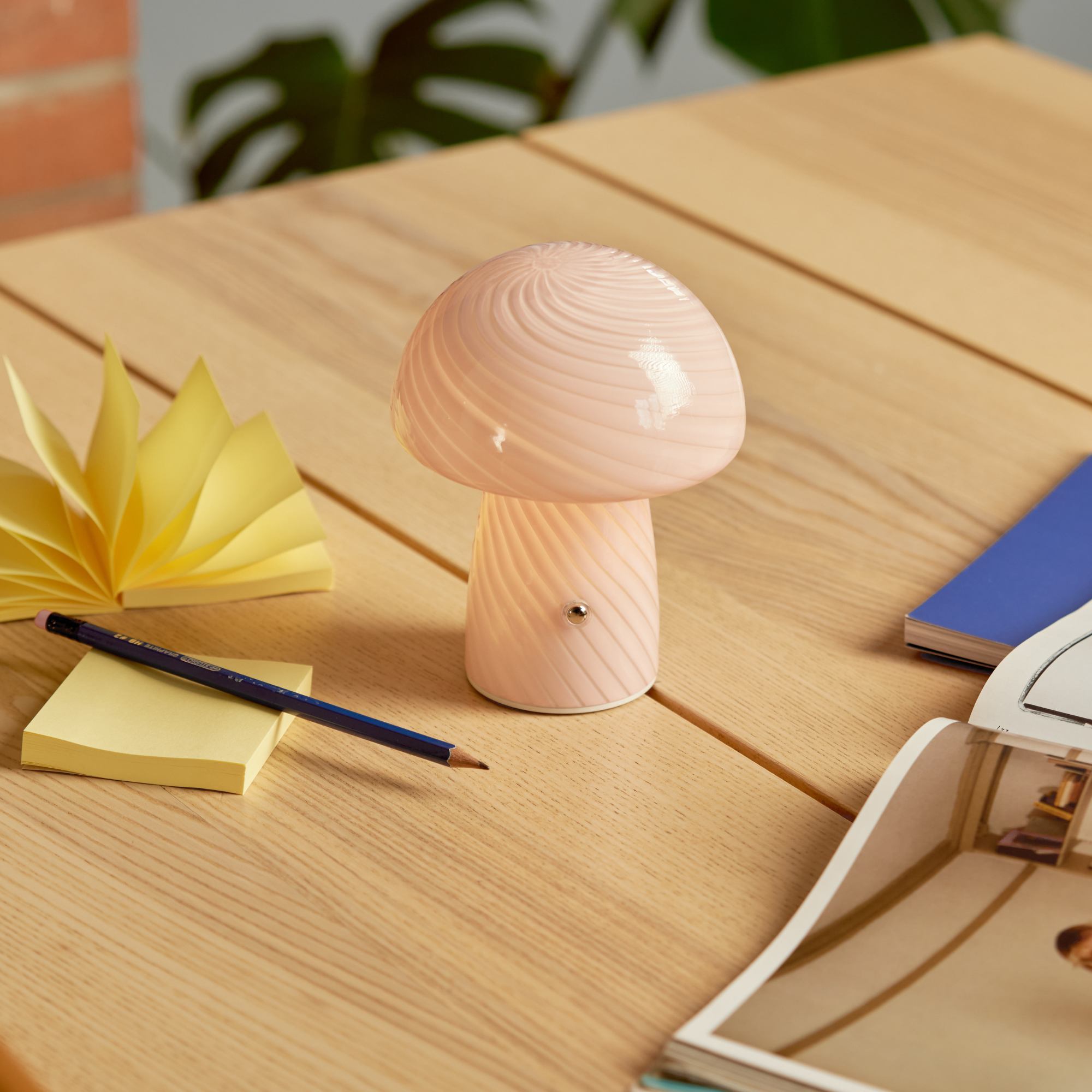 Portable Mini Glass Mushroom Lamp, Pink