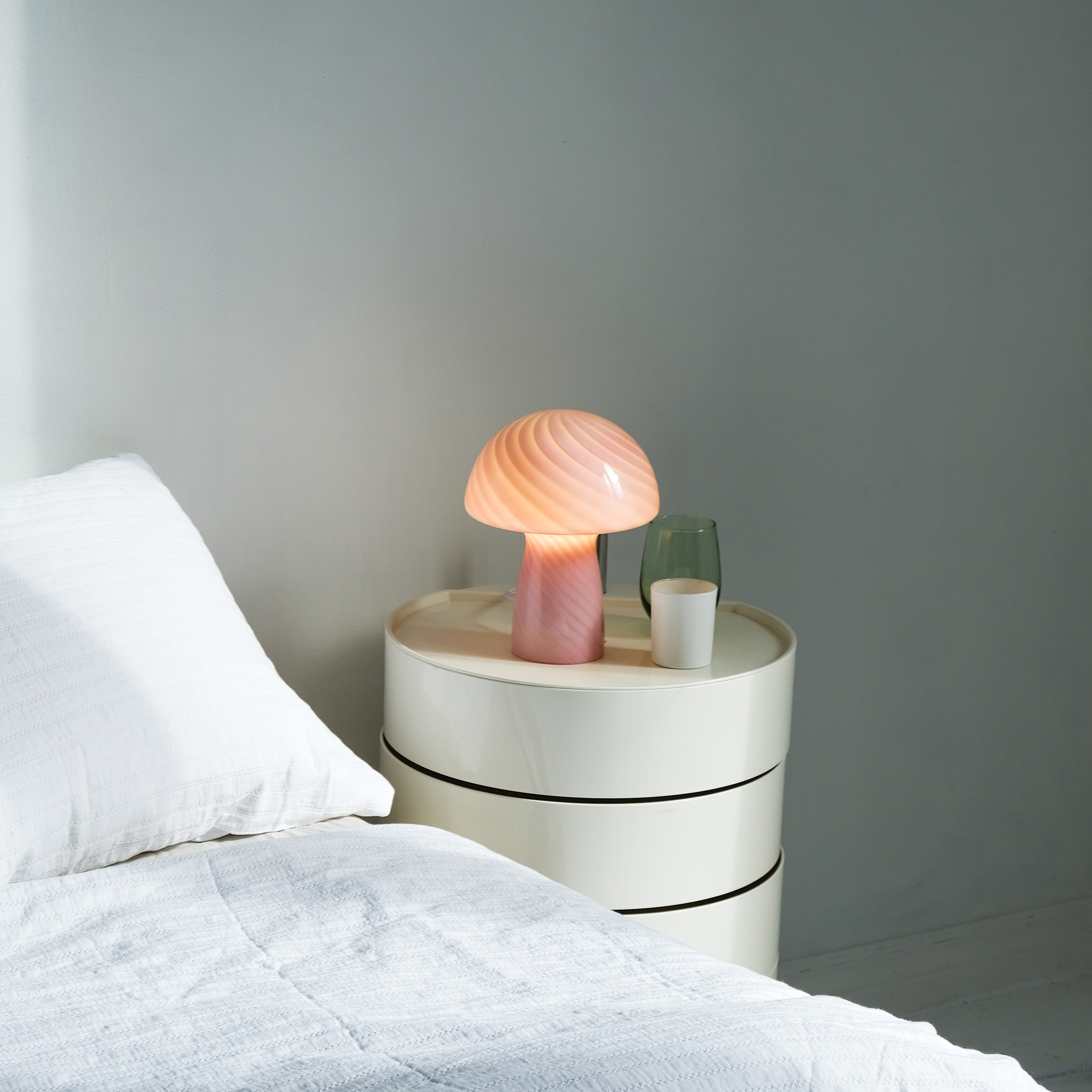 Glass Mushroom Table Lamp, Petite Close Top, Rose Pink