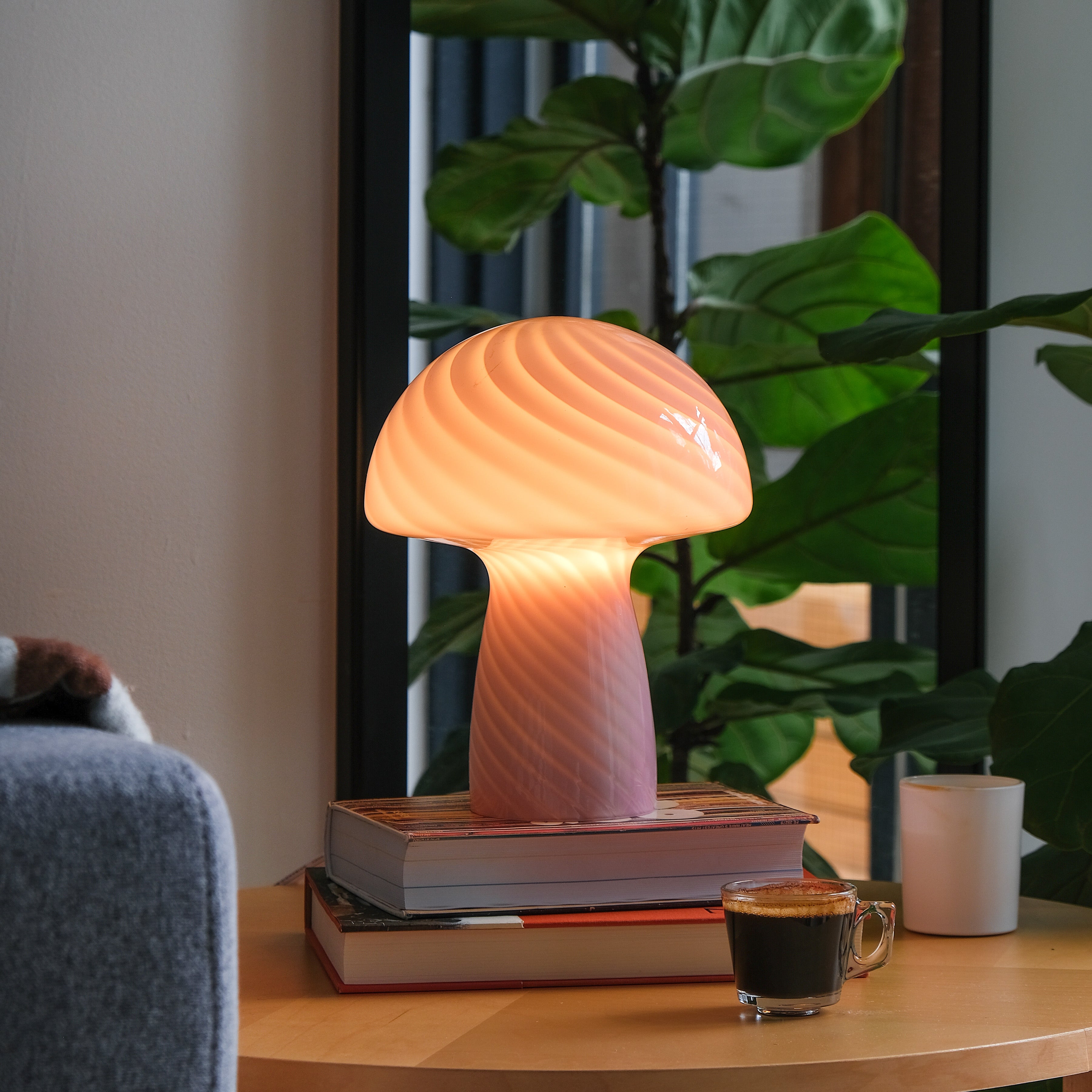 Glass Mushroom Table Lamp, Petite Close Top, Rose Pink