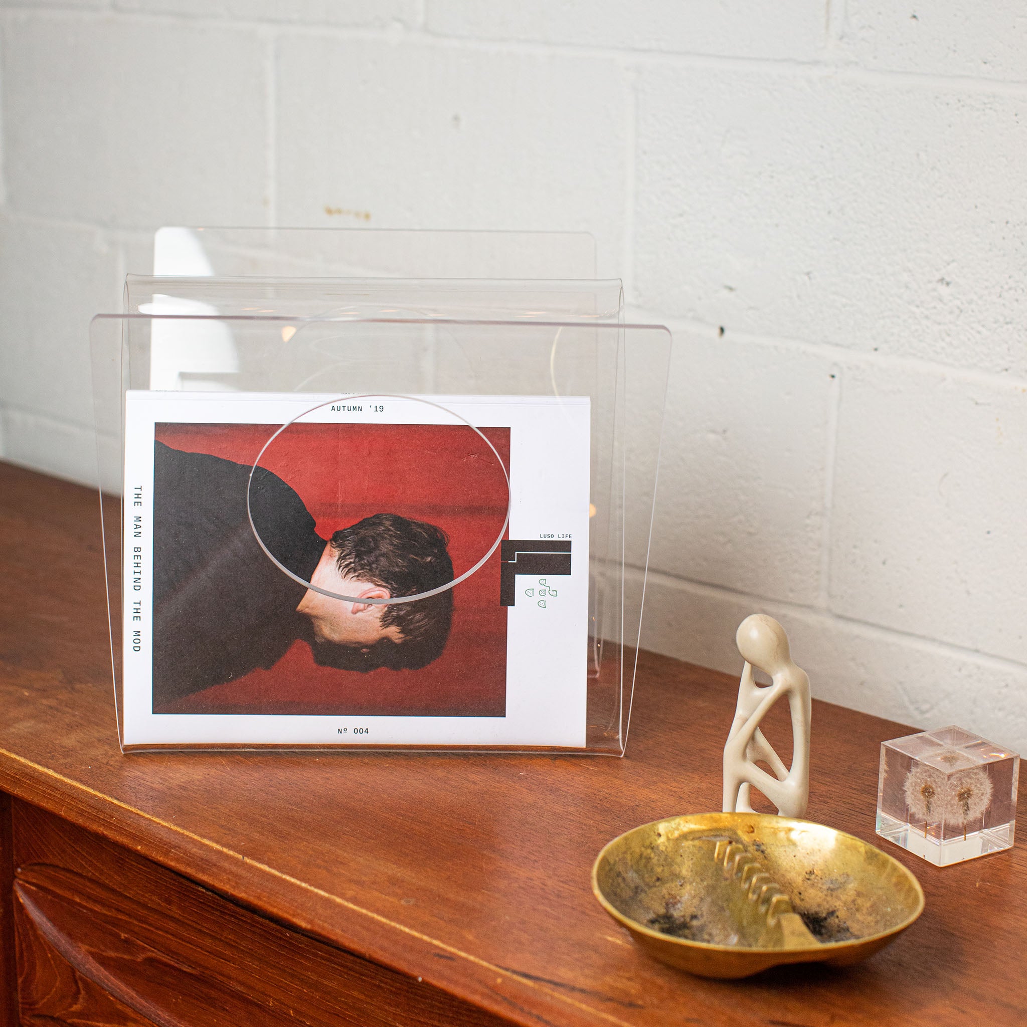 W Shape Magazine Rack, Large