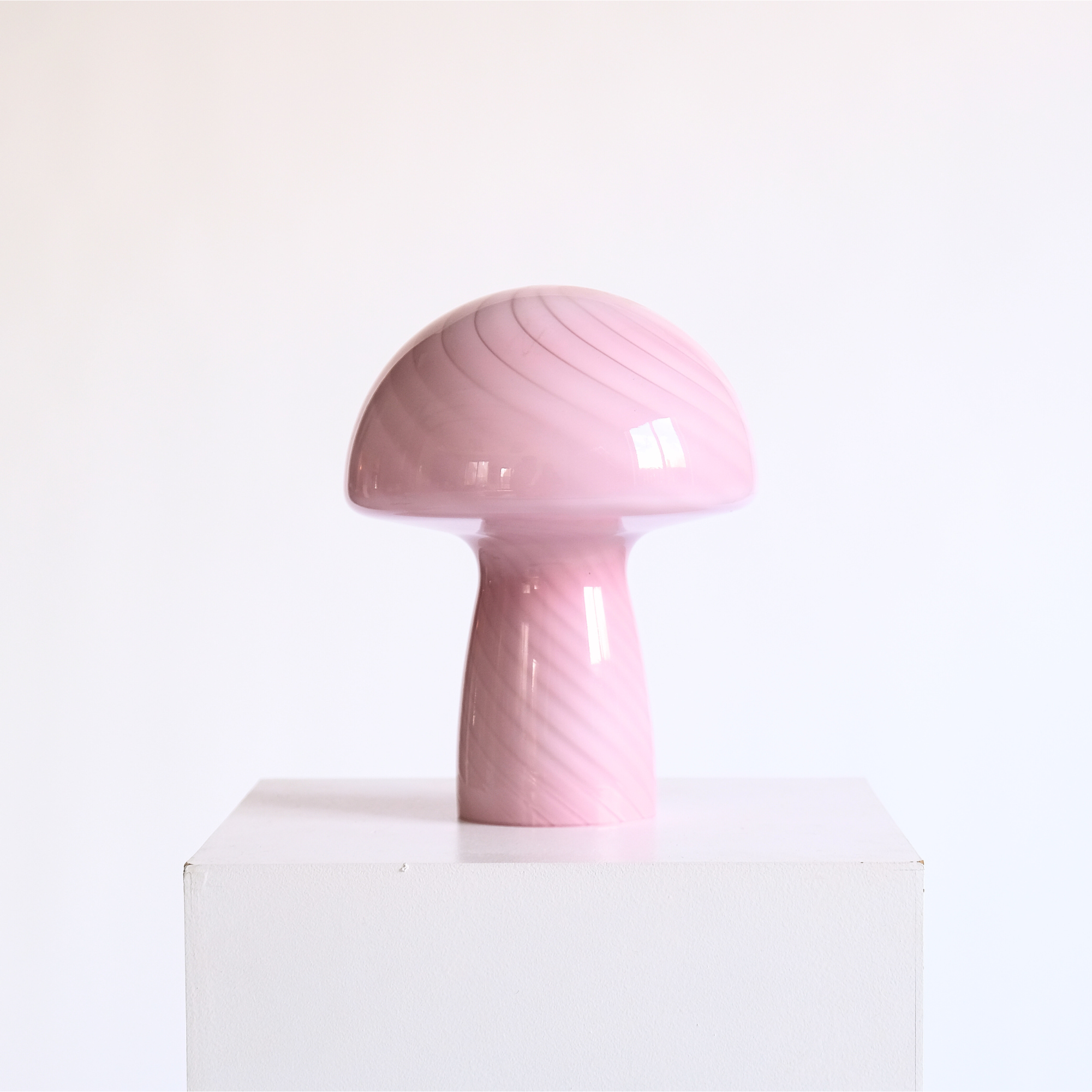Glass Mushroom Table Lamp, Petite Close Top, Rose Pink