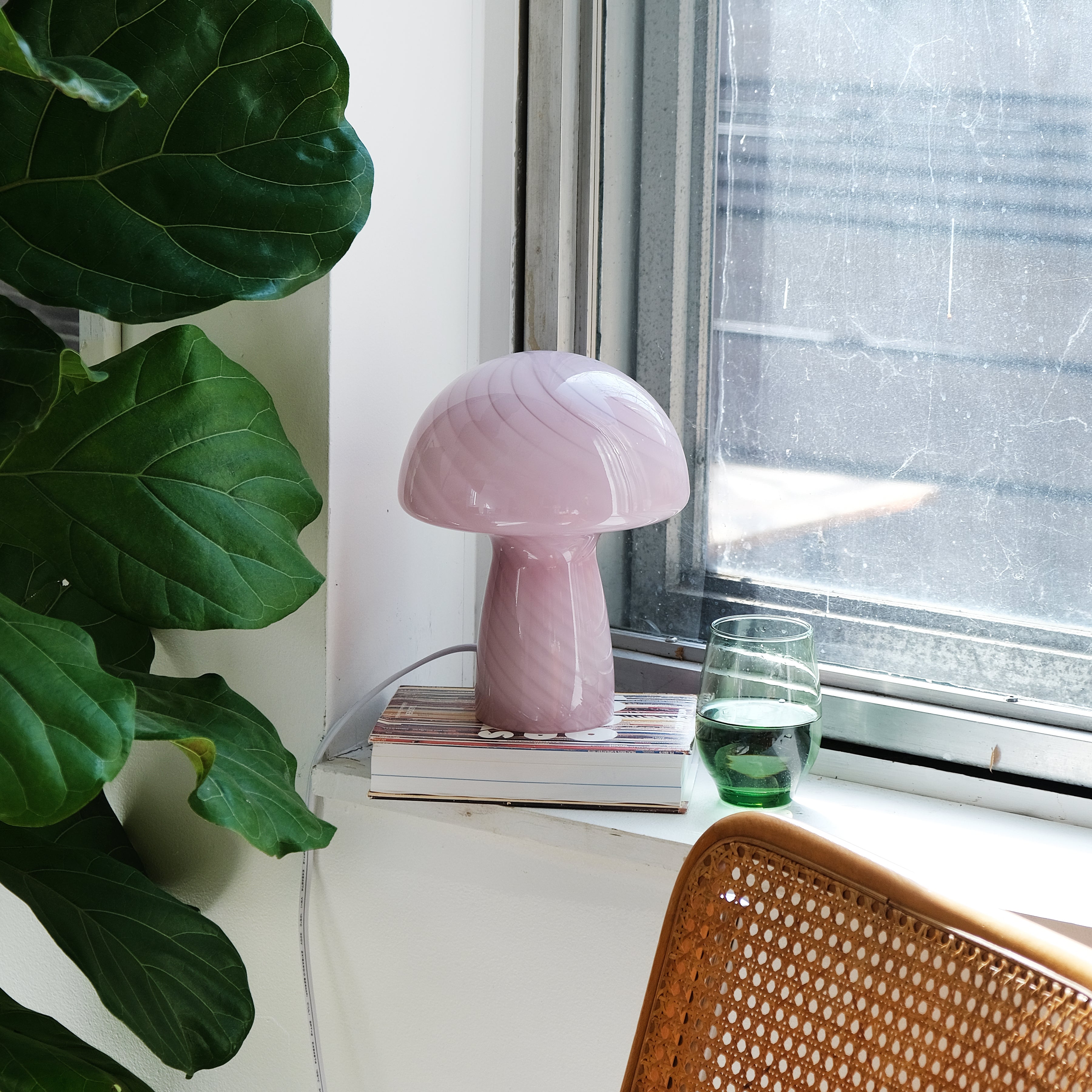 Glass Mushroom Table Lamp, Petite Close Top, Rose Pink