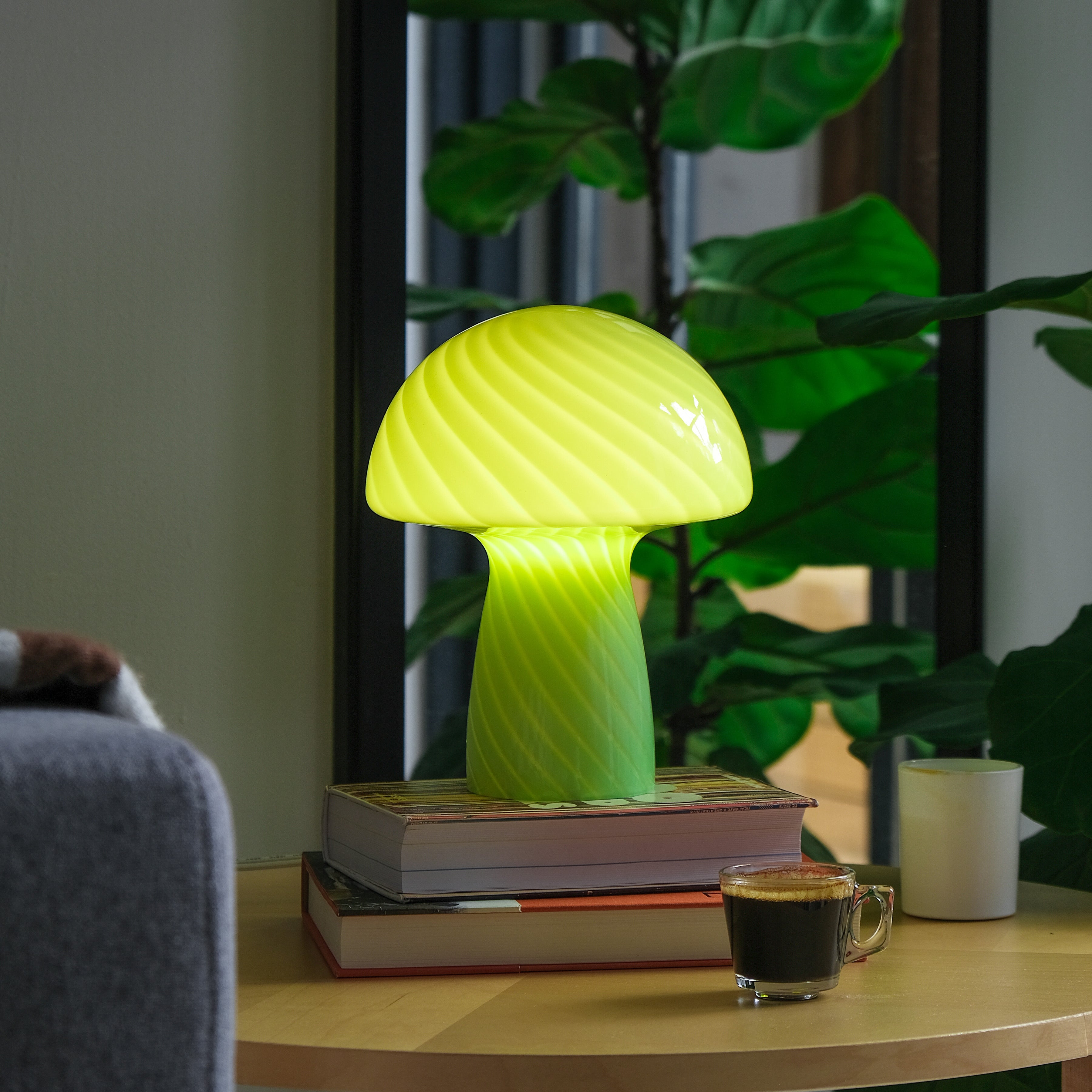 Glass Mushroom Table Lamp, Petite Close Top, Cucumber Green